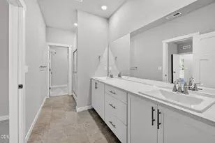 2650 NW 26th Loop N, Redmond, OR 97756 - Photo 11
