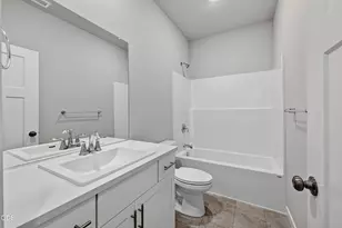 2650 NW 26th Loop N, Redmond, OR 97756 - Photo 19