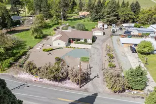 3248 Griffin Creek Rd, Medford, OR 97501 - Photo 47