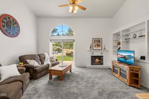 3248 Griffin Creek Rd, Medford, OR 97501 - Photo 17