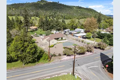 3248 Griffin Creek Road, Medford, OR 97501 - Photo 49