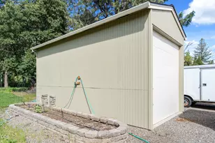 3248 Griffin Creek Rd, Medford, OR 97501 - Photo 41