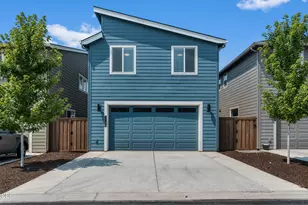 3726 NE Petrosa Ave, Bend, OR 97701 - Photo 33