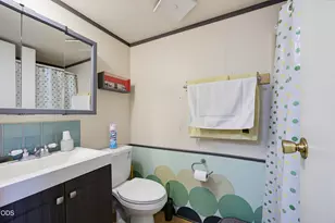 4624 S Pacific Hwy, Phoenix, OR 97535 - Photo 17