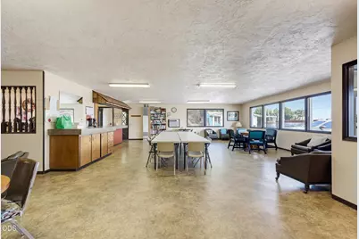 4624 S Pacific Highway #12, Phoenix, OR 97535 - Photo 27