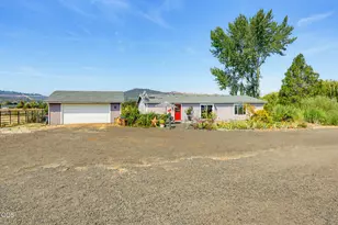 1241 Dry Creek Rd, Eagle Point, OR 97524 - Photo 47