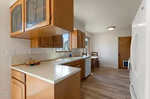 1730 Roberts Rd, Medford, OR 97504 - Photo 19