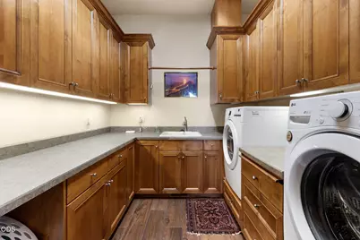 61576 SW Longview Street, Bend, OR 97702 - Photo 49