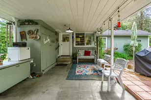 28 Galls Creek Rd, Gold Hill, OR 97525 - Photo 11