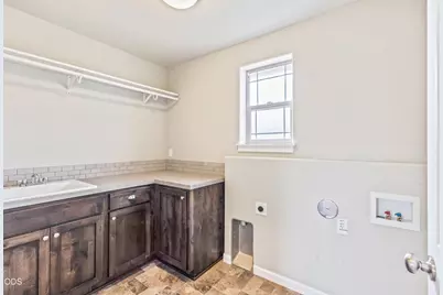 3022 NW Boxelder Avenue, Redmond, OR 97756 - Photo 31