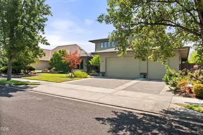 938 St Andrews Way, Eagle Point, OR 97524 - Photo 43