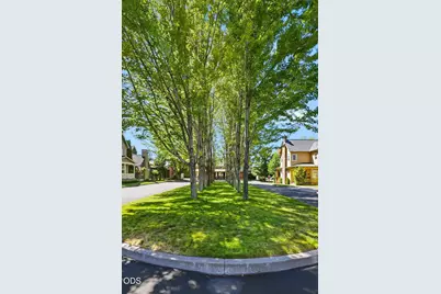 825 NE Wiest Way, Bend, OR 97701 - Photo 55