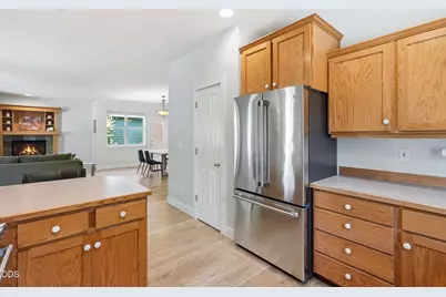 825 NE Wiest Way, Bend, OR 97701 - Photo 15