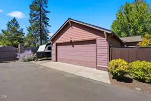 825 NE Wiest Way, Bend, OR 97701 - Photo 49