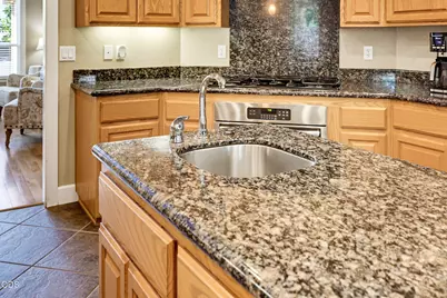 977 Fairview Court, Eagle Point, OR 97524 - Photo 9
