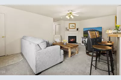 2074 NE Chanel Court, Bend, OR 97701 - Photo 9