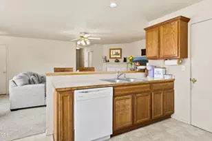 2074 NE Chanel Ct, Bend, OR 97701 - Photo 15