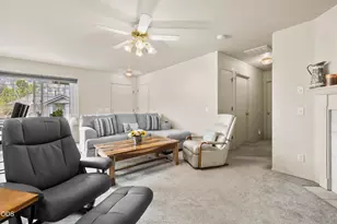 2074 NE Chanel Ct, Bend, OR 97701 - Photo 11