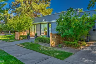 711 NW Georgia Ave, Bend, OR 97703 - Photo 3