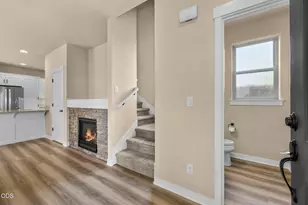 61065 SE Sydney Harbor Dr, Bend, OR 97702 - Photo 5