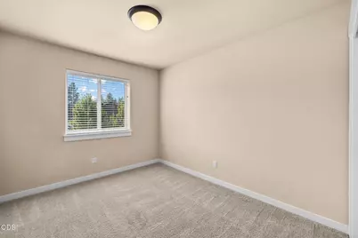 61065 SE Sydney Harbor Drive, Bend, OR 97702 - Photo 33