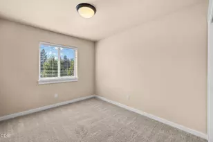 61065 SE Sydney Harbor Dr, Bend, OR 97702 - Photo 33