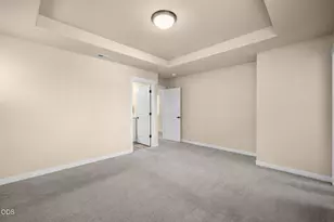 61065 SE Sydney Harbor Dr, Bend, OR 97702 - Photo 27