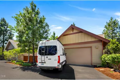 740 NW Mount Washington Drive, Bend, OR 97703 - Photo 25