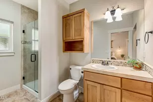 740 Northwest Mount Washington Drive, Bend, OR 97703 - Photo 17
