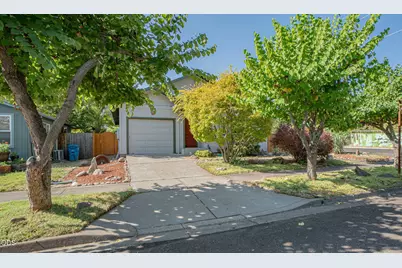1302 Mill Pond Road, Ashland, OR 97520 - Photo 1