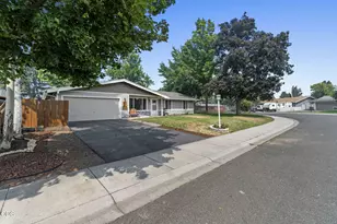 4208 Pepperwood Dr, Klamath Falls, OR 97603 - Photo 31