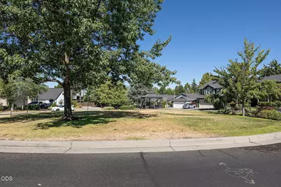 3460 Poppywoods Drive, Medford, OR 97504 - Photo 25