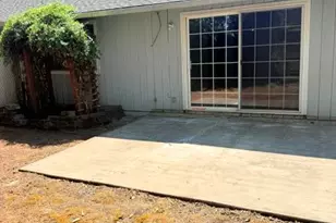 1004 Glengrove Ave, Central Point, OR 97502 - Photo 15