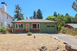 151 SW Roosevelt Ave, Bend, OR 97702 - Photo 23