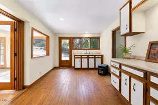 4539 OR-238, Jacksonville, OR 97530 - Photo 27