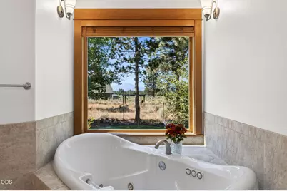 17690 Mountain View Road, Sisters, OR 97759 - Photo 33
