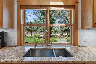 17690 Mountain View Rd, Sisters, OR 97759 - Photo 19