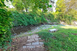 1744 Overland Dr, Grants Pass, OR 97527 - Photo 35