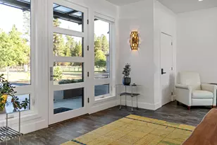 55543 Huntington Rd, Bend, OR 97707 - Photo 11