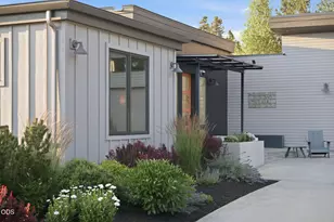 55543 Huntington Rd, Bend, OR 97707 - Photo 9