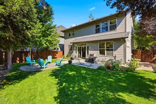 19765 Clarion Ave, Bend, OR 97702 - Photo 45