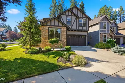 19765 Clarion Avenue, Bend, OR 97702 - Photo 1