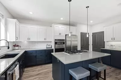 19765 Clarion Avenue, Bend, OR 97702 - Photo 13