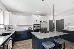 19765 Clarion Ave, Bend, OR 97702 - Photo 13