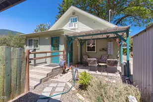 340 7th St, Rogue River, OR 97537 - Photo 13