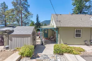 340 7th St, Rogue River, OR 97537 - Photo 9
