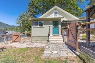 340 7th St, Rogue River, OR 97537 - Photo 17