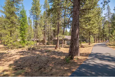 57077 Fox Lane, Sunriver, OR 97707 - Photo 19