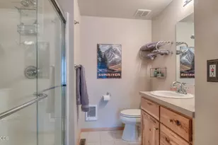 57077 Fox Ln, Sunriver, OR 97707 - Photo 13