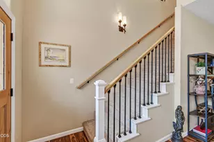 159 Princeville Dr, Eagle Point, OR 97524 - Photo 33